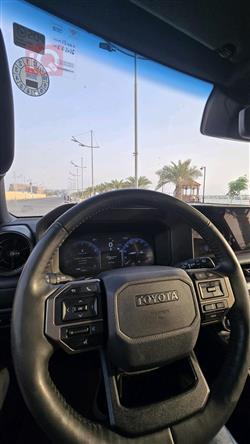 تۆیۆتا لاندكروزر پرادۆ